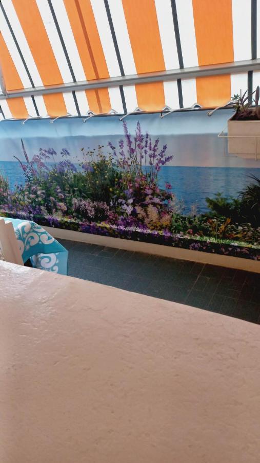 Chez Bianca Les Coquelicots Les Lucioles Lägenhet Menton Exteriör bild