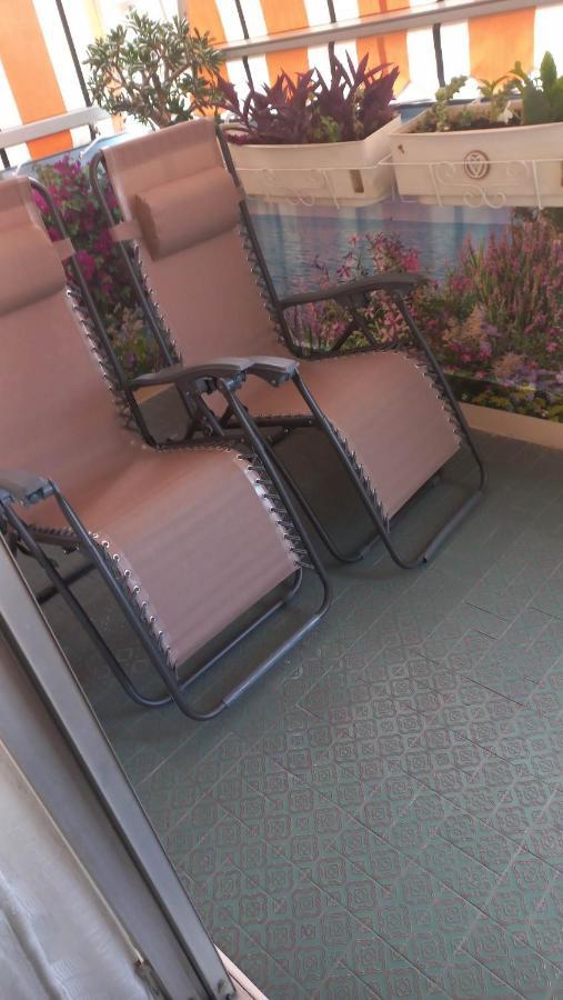 Chez Bianca Les Coquelicots Les Lucioles Lägenhet Menton Exteriör bild